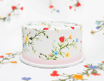 Mother’s Day: Floral Cake