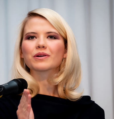 Woman of Courage: Elizabeth Smart