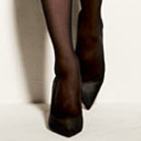 Style Tip: The Tights-Shoe Balance